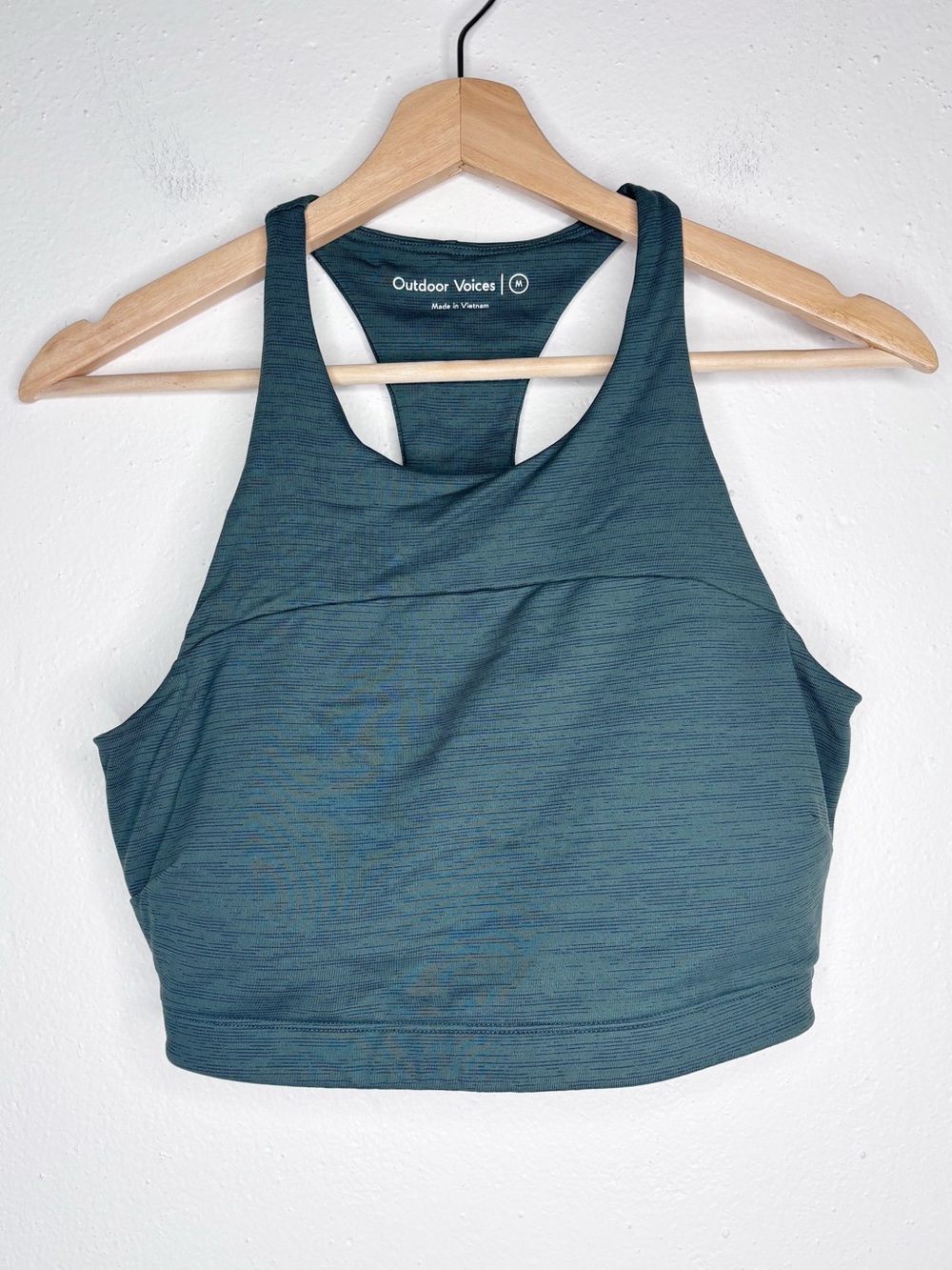 Outdoor Voices TechSweat Crop Sports Bra Green Stripe Size M EUC